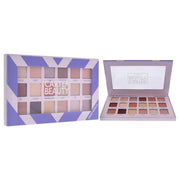 Carter Beauty 18 Shade Palette Sweet Apricot