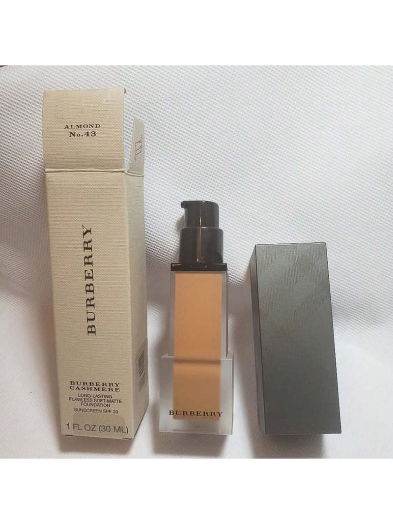 Burberry/Cashmere Flawless Soft Matte Foundation Almond 1.0 Oz (30 Ml)